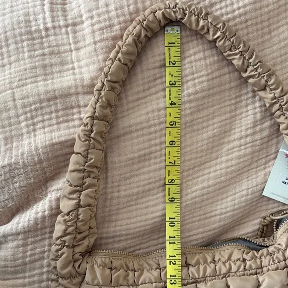 Urban Expressions Quilted Tan Women's Urban Fit Bag - Picture 9 of 11